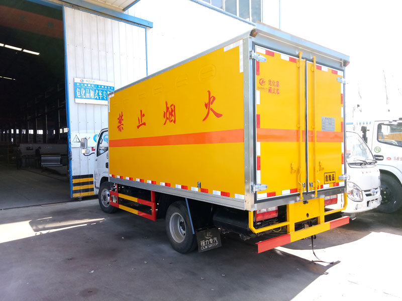 東風(fēng)(藍牌)爆破器材車